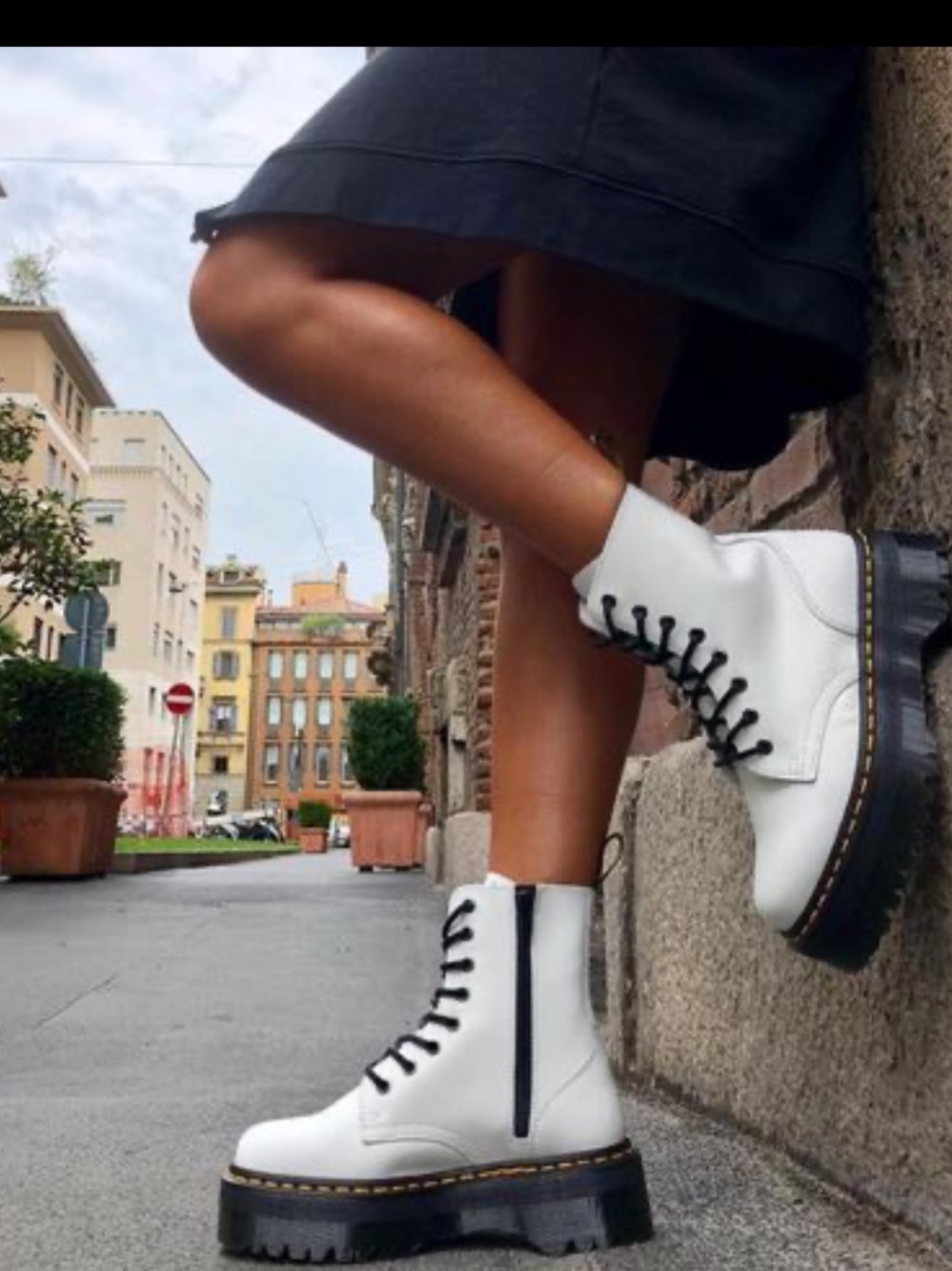 DR MARTENS JADON PLATFORM WHITE BLACK Boots Leather Size US 7 NEW